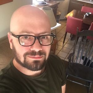 Meet your Posher, Addison